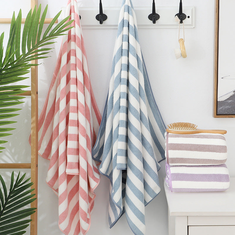 Ultra-Soft Coral Fleece Bath Towel – Quick-Dry & Elegant