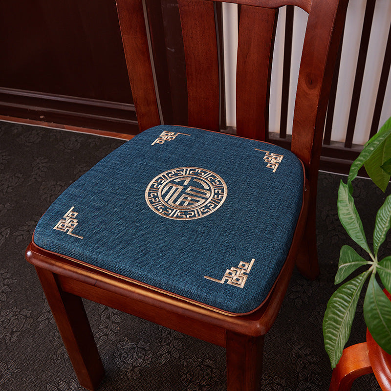 "Imperial Horseshoe" Series: Embroidered New Chinese Style Cushion