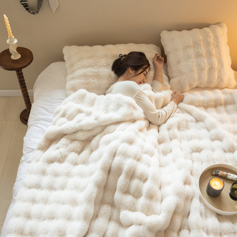 Tuscan Double-Sided Rabbit Plush Blanket – Thick & Cozy