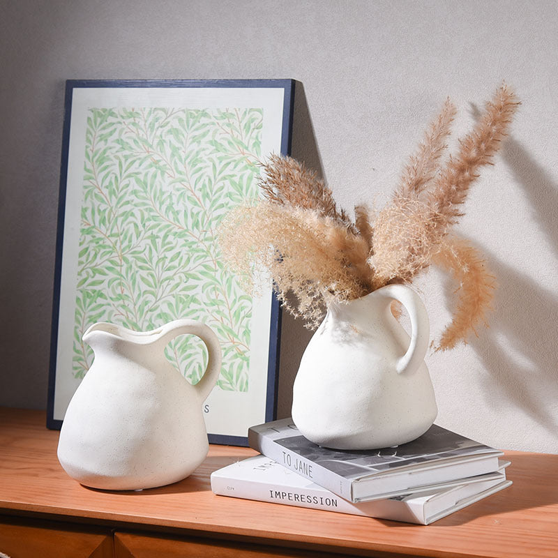 Retro Wabi-Sabi Ceramic Vase for Artistic Flower Display