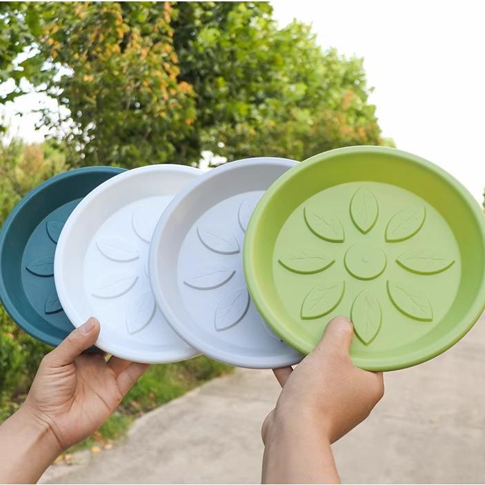 Drainage Water Tray for Flower Pots – Round Thickened Plastic (10 pc)