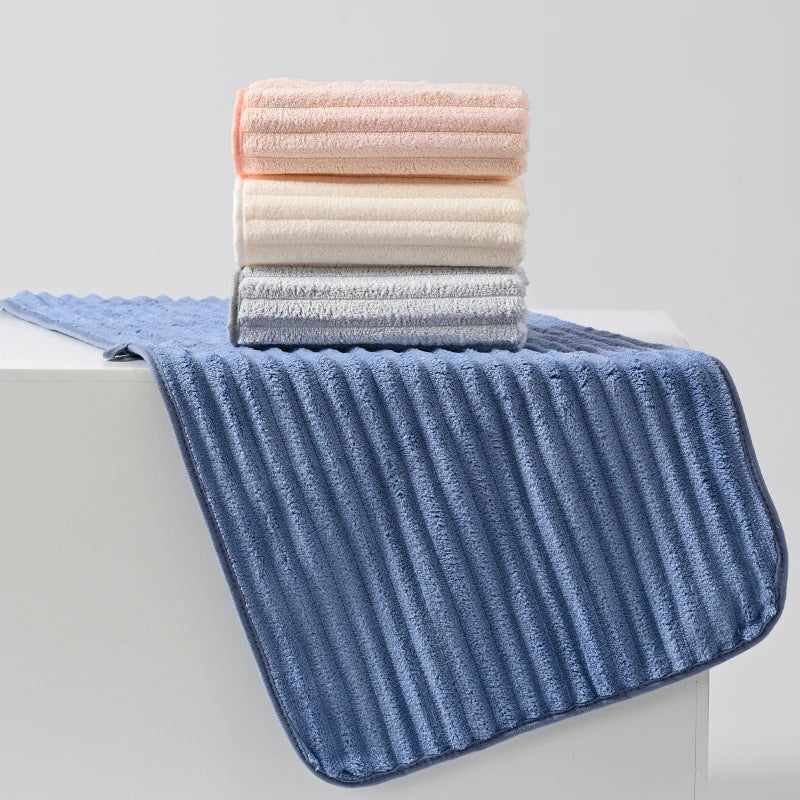 Coral Fleece Bath Towel – Thick, Soft & Absorbent