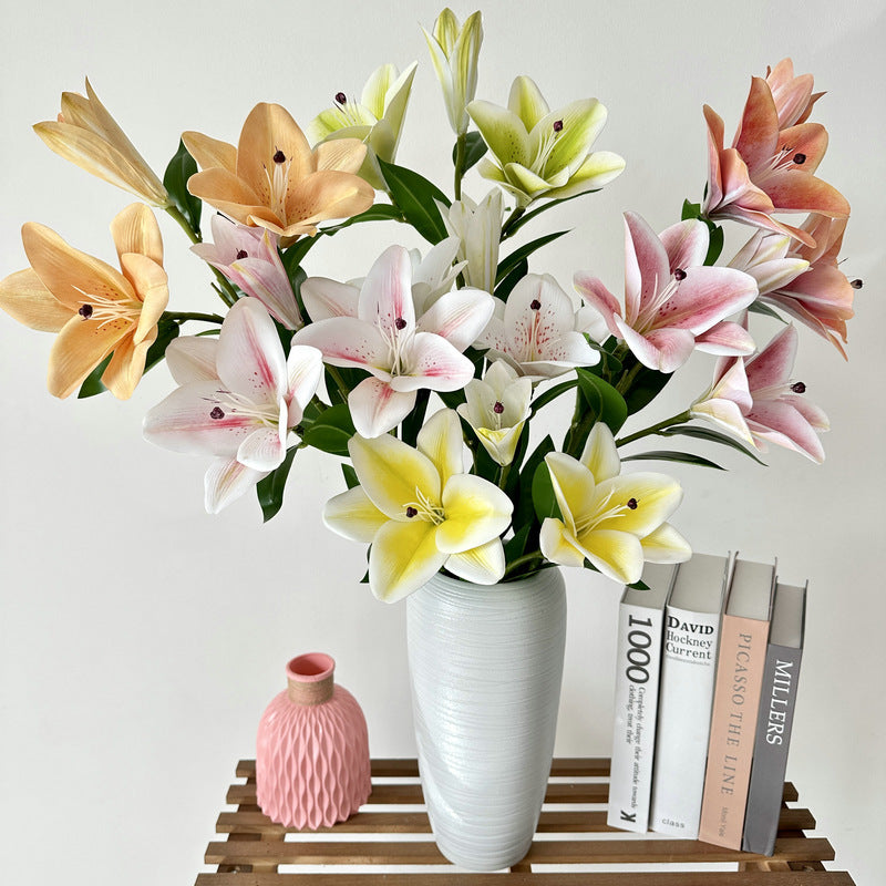 3D Lily Bouquet with 3 Forks and Bud