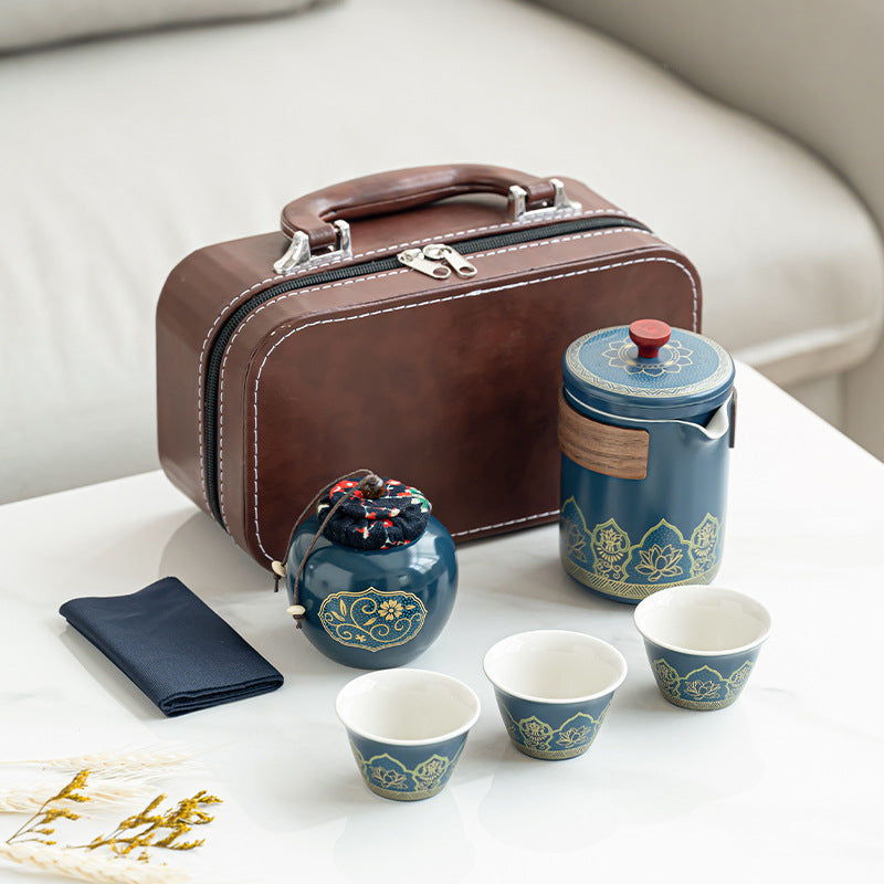 304 Steel Tea Ball Strainer - Push-Type Design